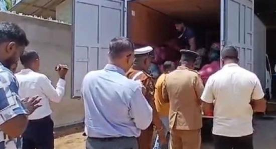 T56 ගිනි අවියක් හා රිවෝල්වර් 5ක් සොයා ගැනේ